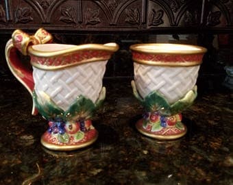 Fitz and Floyd Holiday swan sugar and creamer set