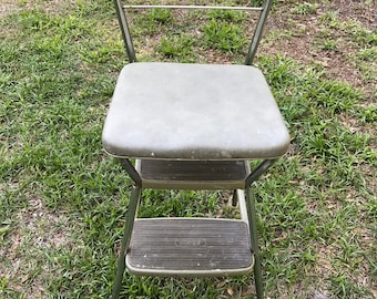 Vintage Cosco step stool, Original Cosco , Metal Stool, Lift top Cosco Stool