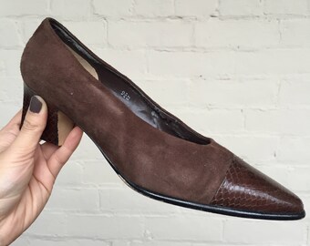 Vintage brown suede leather heels snakeskin toe caps low heel 1970s classic