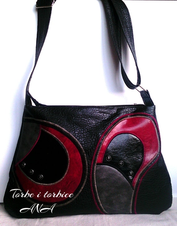 black purse red lining