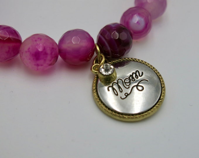Mom charm beaded stretch bracelet pink jewelry -agate beaded with a dangling mom charm. Perfect gift for mom. Brest cancer mom charm