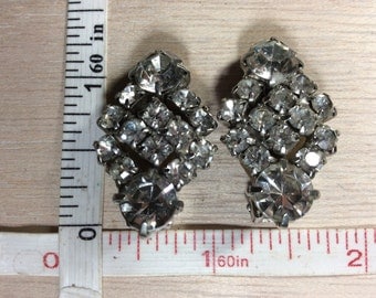 Vintage Silver Toned Rhinestone Clip On Earrings Used Lot K