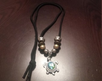 Mood Changing Turtle Pendant Necklace - Color Shifts With Temperature, Stainless Steel Chain
