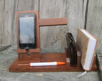 Wooden Docking Station iphone dock Wooden valet Mens gift, Gifts for Him iPhone 7 Dock Apple Watch Stand