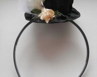 Alice Mini Top Hat, Alice in Wonderland, Mad Hat, Fascinator, Mini Top Hat, Headband, Party hat, girl's hat,