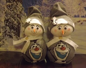 Frozen: Grey Olaf Mom-Pop Snow Couple!