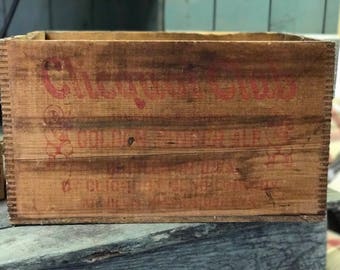 Clicquot Club Golden Ginger Ale Crate