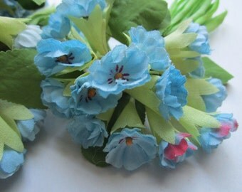 60+ Bluebonnets Silk Flowers Ombre Vintage 1950s Millinery Hat Trims Czech
