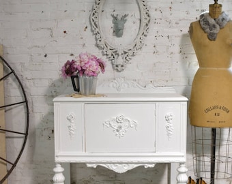 Painted Cottage Chic Shabby French Server/ Buffet / Sideboard SV632