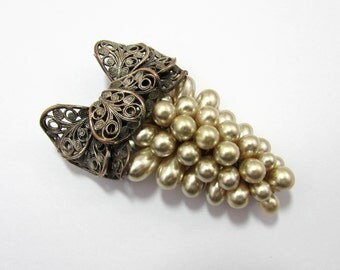 Deco Fur Clip - Large Silverplate Brass bow with faux pearls - 2.5" - 1930s-40s - free US shg