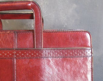 Vintage Renwick Italian Leather Attache Case Briefcase Retractable Handles