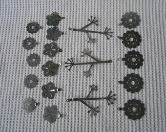 Flower Metal embellishment accent Pieces Supply Bag Craft Assemblage