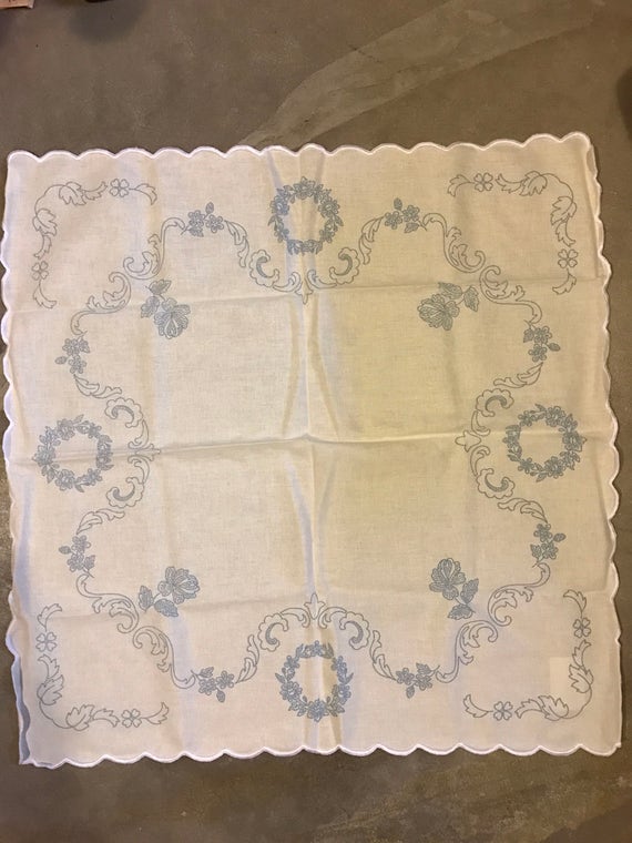 Vintage Embroidery Tablecloth Kit