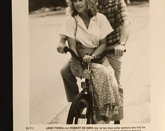 Movie photo, Stanley and Iris starring Jane Fonda and Robert De Niro.