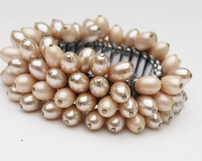 Pearl Expansion Bracelet - cha cha stretch bangle - creamy off white oblong beads