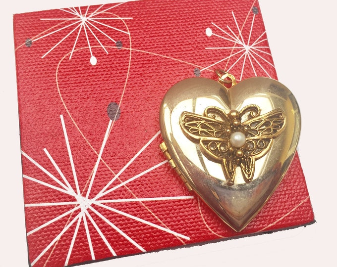 Gold Heart Locket Pendant - White pearl - Butterfly - charm -gold-plated