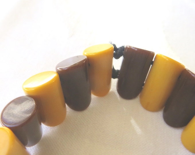 Vintage Bakelite Bracelet, Butterscotch Mocha Bakelite Stretch Bracelet, Vintage 1930s Plastic Jewelry