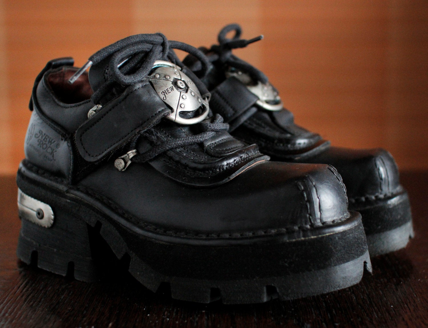 grunge shoes for guys