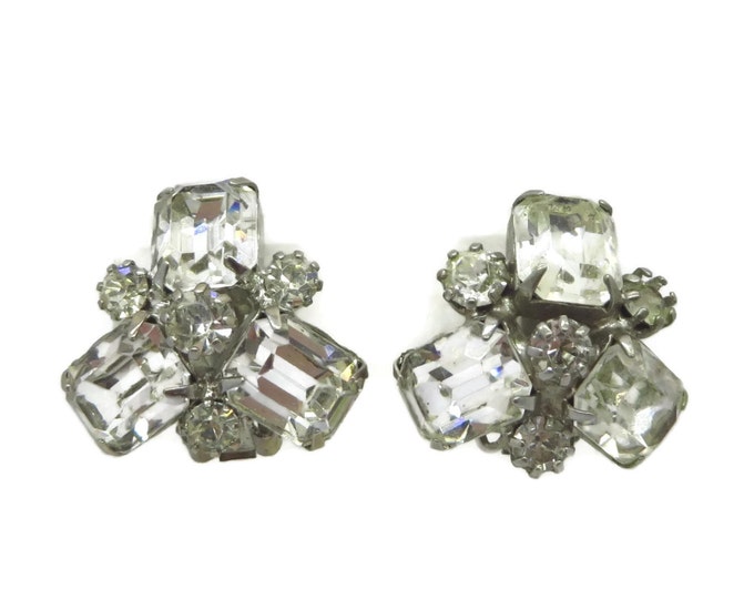 ON SALE! Weiss Silver Tone Rhinestone Earrings, Vintage Emerald-Cut and Round Rhinestone Clip-on Earrings