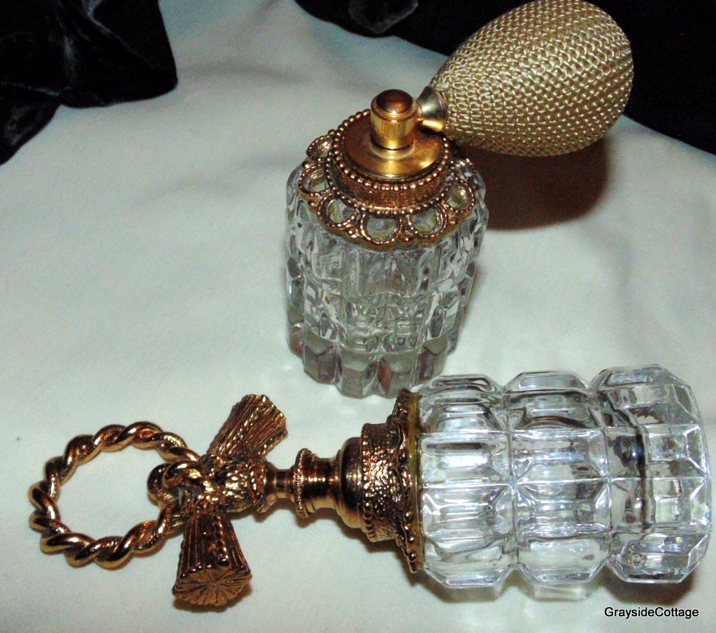 Vintage Stylebuilt Perfume Bottles with Holder Caddy. Atomizer and Rope ...