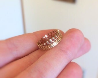 14k Solid Gold Crown Ring. Wedding Band. Engagement Ring, Princess Ring, Promise Ring, Gold Band, Simple Gift, 14k Yellow Gold Ring, Gold