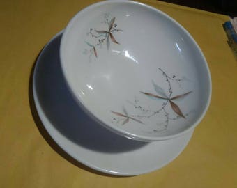 vintage Carefree True China by Syracuse in 'Finesse' Mid century gravy boat
