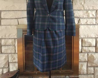 1970s Plaid Pendleton Baird Tartan Suit Size M/L