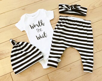 Baby Girl Coming Home Set / Black White Striped / Knot Hat / Headband / Newborn