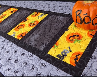 Quilted Halloween Table Runner Quilt Boo's Watching 489