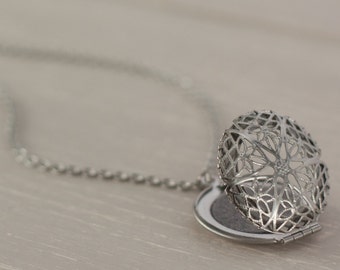 Essential Oil Locket, Stainless Steel Locket, Essential Oil Diffuser Necklace, Aromatherapy Necklace, Aromatherapy Jewelry, Diffuser Locket