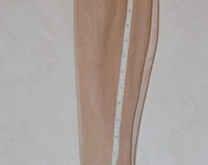 Vintage Belfry black outline foot & ankle fancy design nylon stockings 9 1/2 X 30"