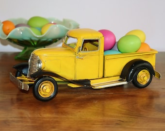 Yellow Metal Pick Up Truck and Faux Easter Eggs, Farmhouse Replica Old Pickup Truck with Colored Eggs, Rustic Easter Spring Decor, Country