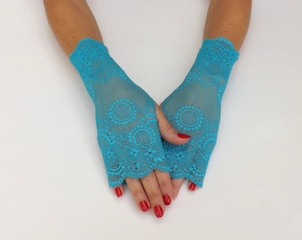 Turquoise lace gloves. Fingerless gloves. Short gloves. Blue lace mittens. Elastic gloves.