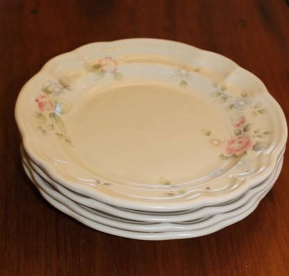 Vintage Pfaltzgraff Tea Rose 10 1/2 Dinner Plates Lot of