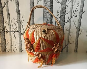 Retro Straw Raffia Embroidered Floral Purse Souvenir Island Bag Vintage Hawaiian 1970s Purse Orange