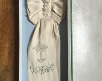 Cravate première communion ancienne