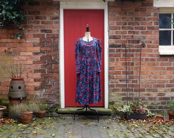 Laura Ashley dress / 1980s dress / floral dress / 80s dress / needlecord fabric dress / floral print / vintage dress / corduroy