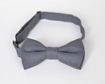 Charcoal Linen Pre-Tied Bow Tie