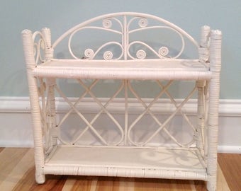 Vintage Wicker Shelf, Wicker Wall Shelf, White Wicker Shelf, Shabby Chic Shelf