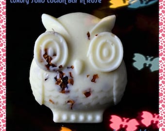 Cocoa Butter Lotion Bars with Coconut Oil, Sweet Almond Oil, Beeswax, White Tea and Pomegranate Fragrance, with Rose Buds
