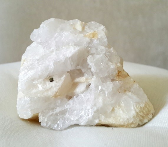White Quartz Crystal Rock Milky Quartz Clear by PopRocksBox