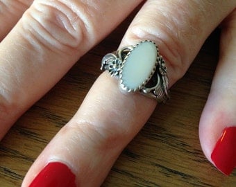 Sterling Silver Mother of Pearl Ring