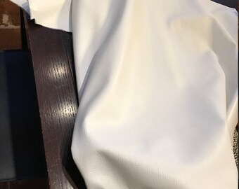White Leather: Natural Grain 2.5-3.0 oz Cowside Leather. Perfect for Shoes, Handbags, Garments, and Leather Crafts