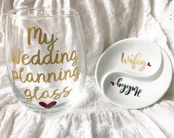 Engagement ring dish, wedding planning wine glass, engagement gift for bride, bride to be gift, wifey jewelry holder, gift to bride from