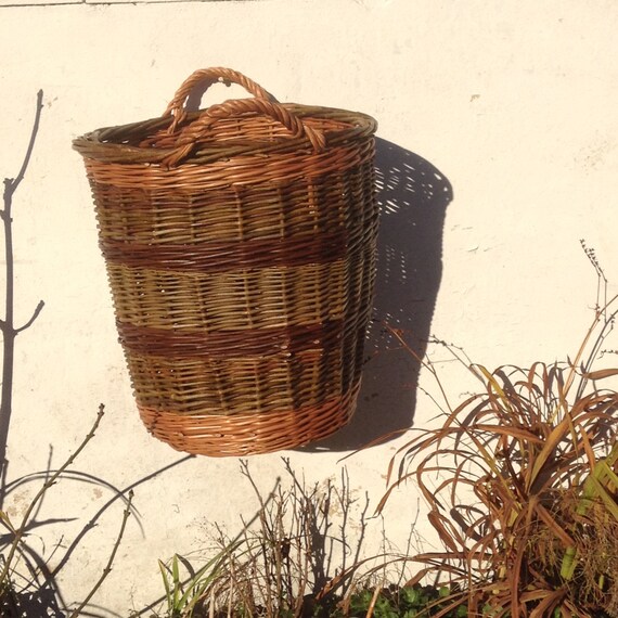 Willow log basket
