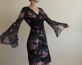 FREE SHIPPING - Vintage Black floral mini dress with side slits, belt and backside zipper, asymmetric sleeve, size S