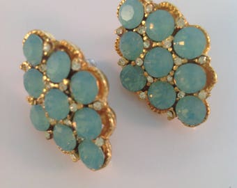CLUSTER EARRING