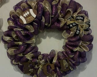 Sports mesh wreaths