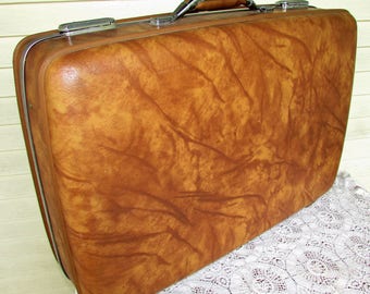Vintage Brown Luggage Suitcase American Tourister Hardside Luggage 1970s Shabby Chic Glamping Case 25x17