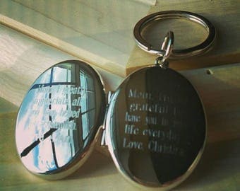 Personalized Keychain | Locket Keychain | Engraved Locket | Silver Locket | Personalized Key Chain | Photo Frame | Engraved on BOTH sides